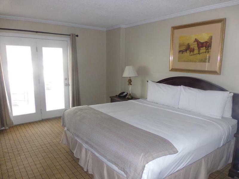 Inn On Broadway Downtown/Keeneland/Medical Center Лексингтън Екстериор снимка