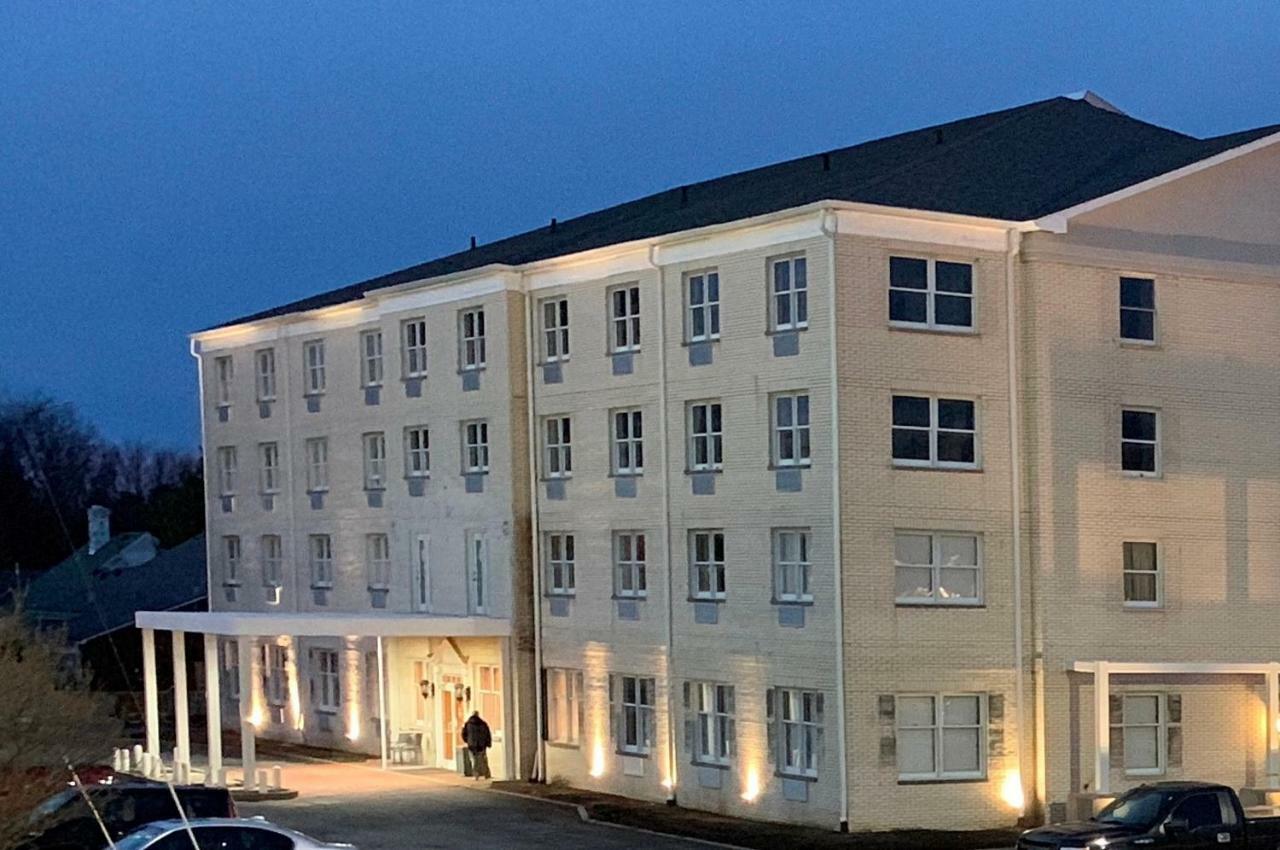 Inn On Broadway Downtown/Keeneland/Medical Center Лексингтън Екстериор снимка