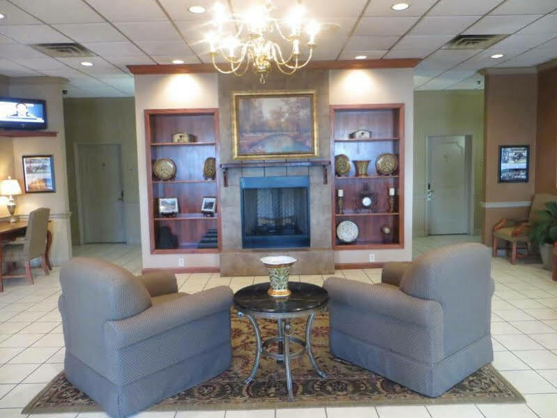 Inn On Broadway Downtown/Keeneland/Medical Center Лексингтън Екстериор снимка