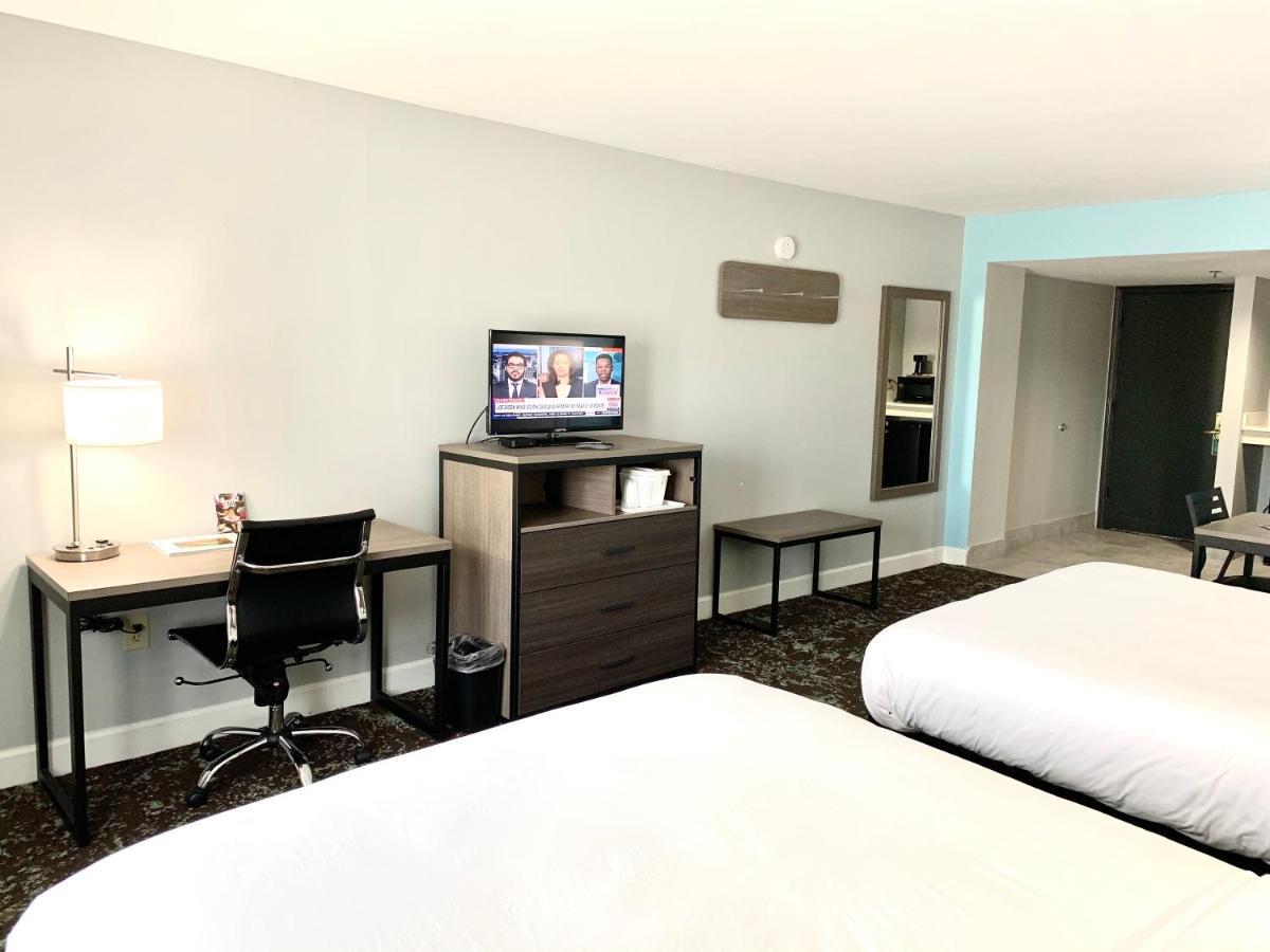 Inn On Broadway Downtown/Keeneland/Medical Center Лексингтън Екстериор снимка