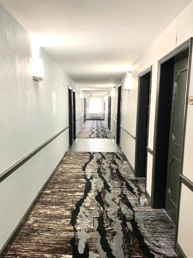 Inn On Broadway Downtown/Keeneland/Medical Center Лексингтън Екстериор снимка