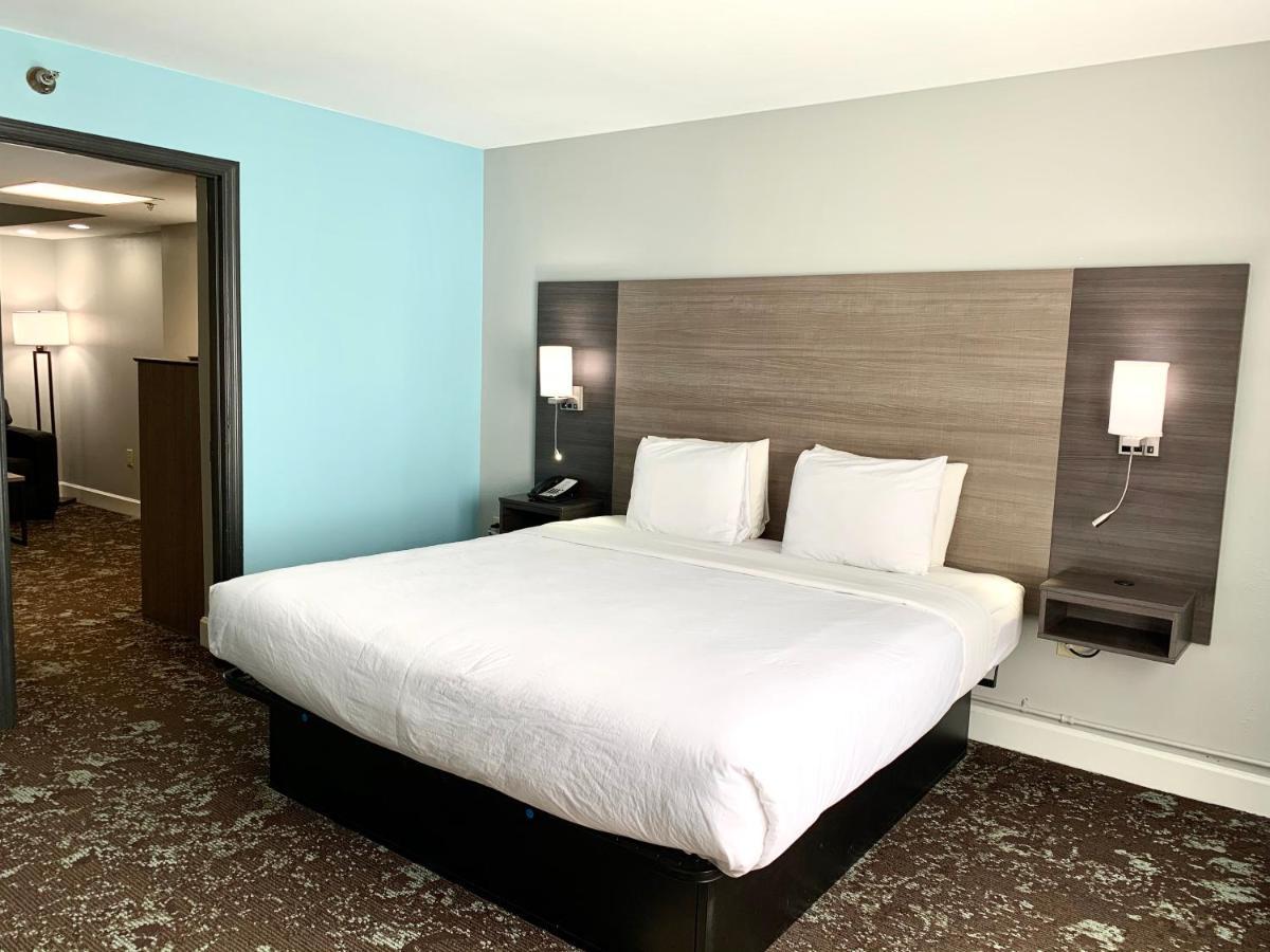 Inn On Broadway Downtown/Keeneland/Medical Center Лексингтън Екстериор снимка