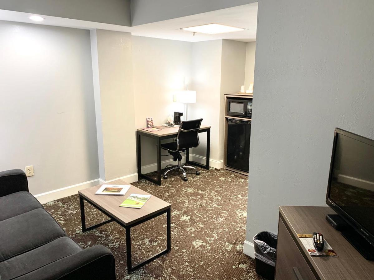 Inn On Broadway Downtown/Keeneland/Medical Center Лексингтън Екстериор снимка